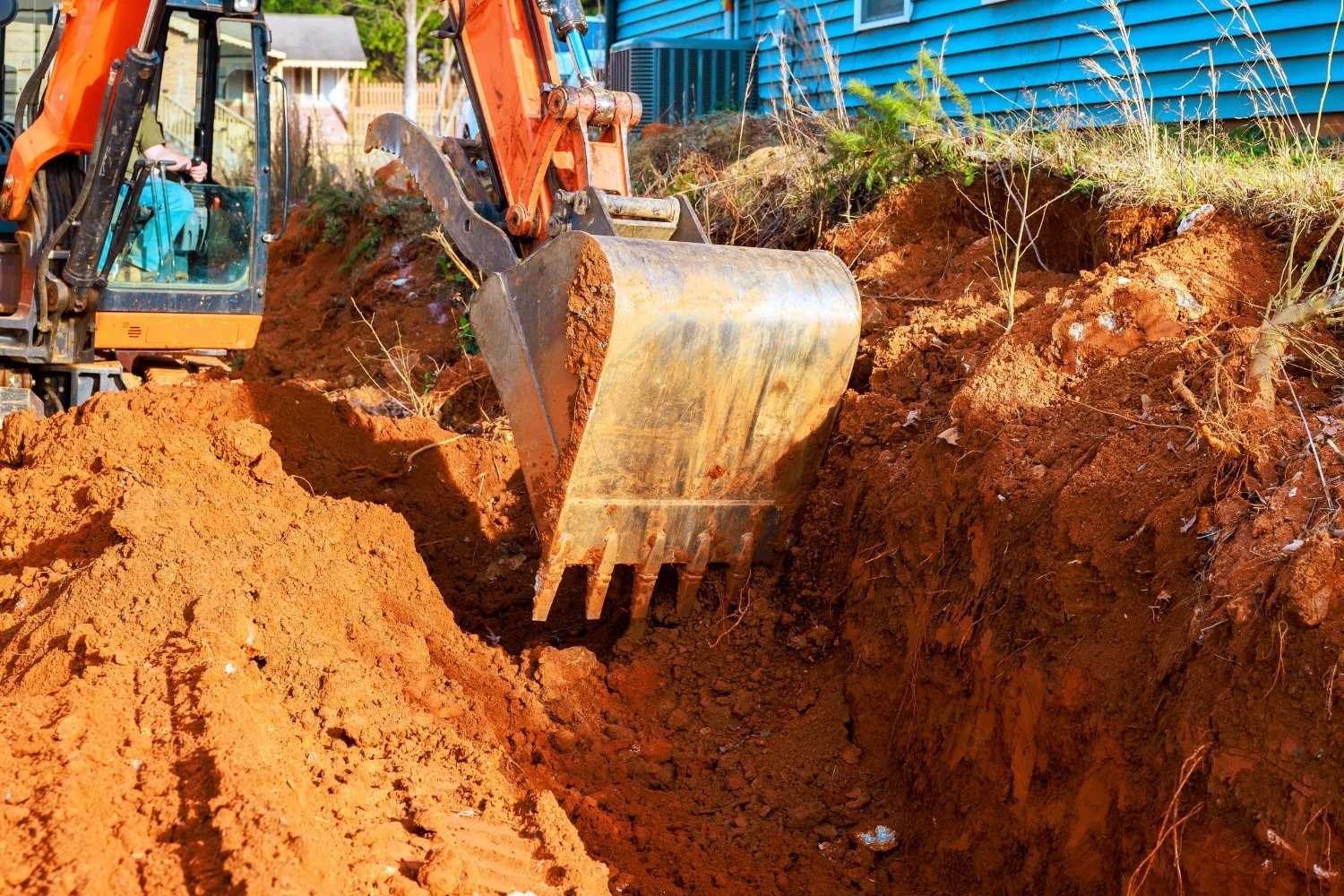 Kanal kazısı için iş makinesi